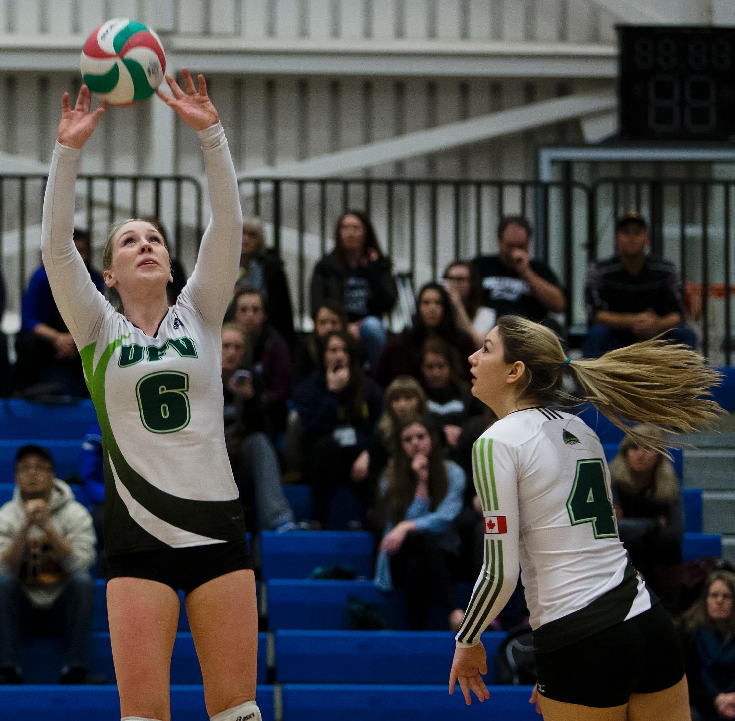 Cascades get back on winning track, beat Avalanche in four sets